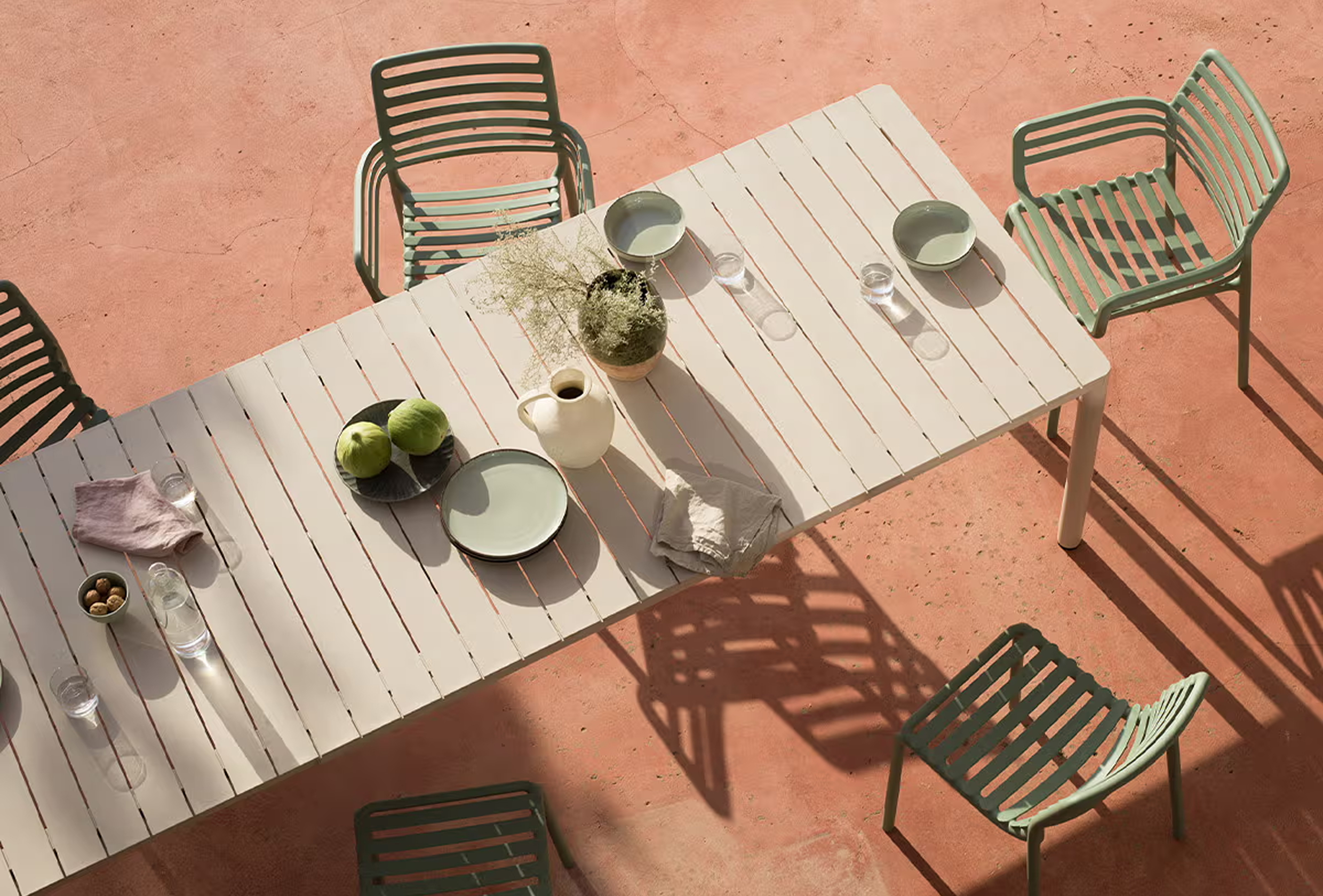 Outdoor dining furniture